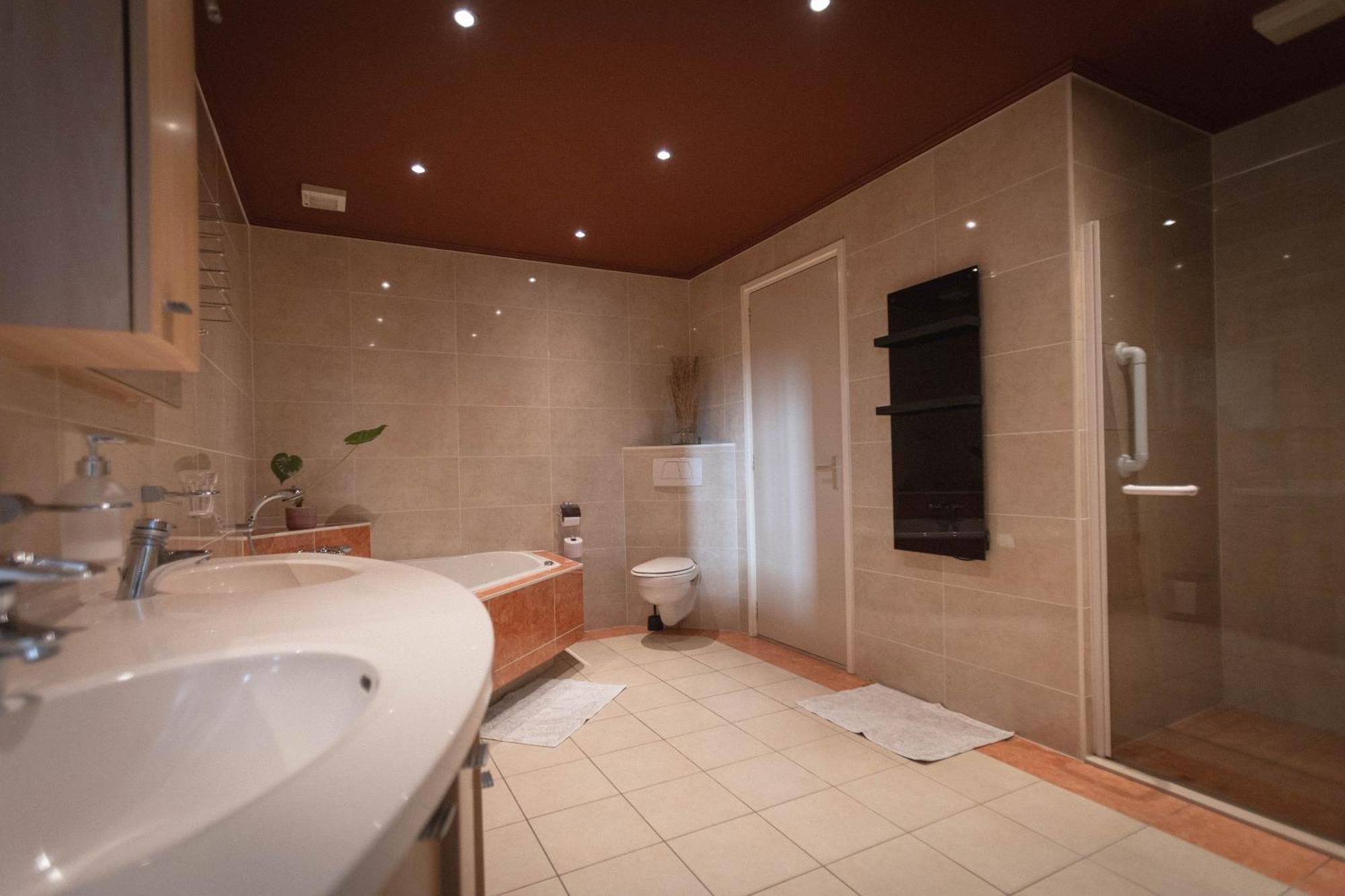 Boukje Har Bed En Brochje Bed & Breakfast Burgum Ngoại thất bức ảnh